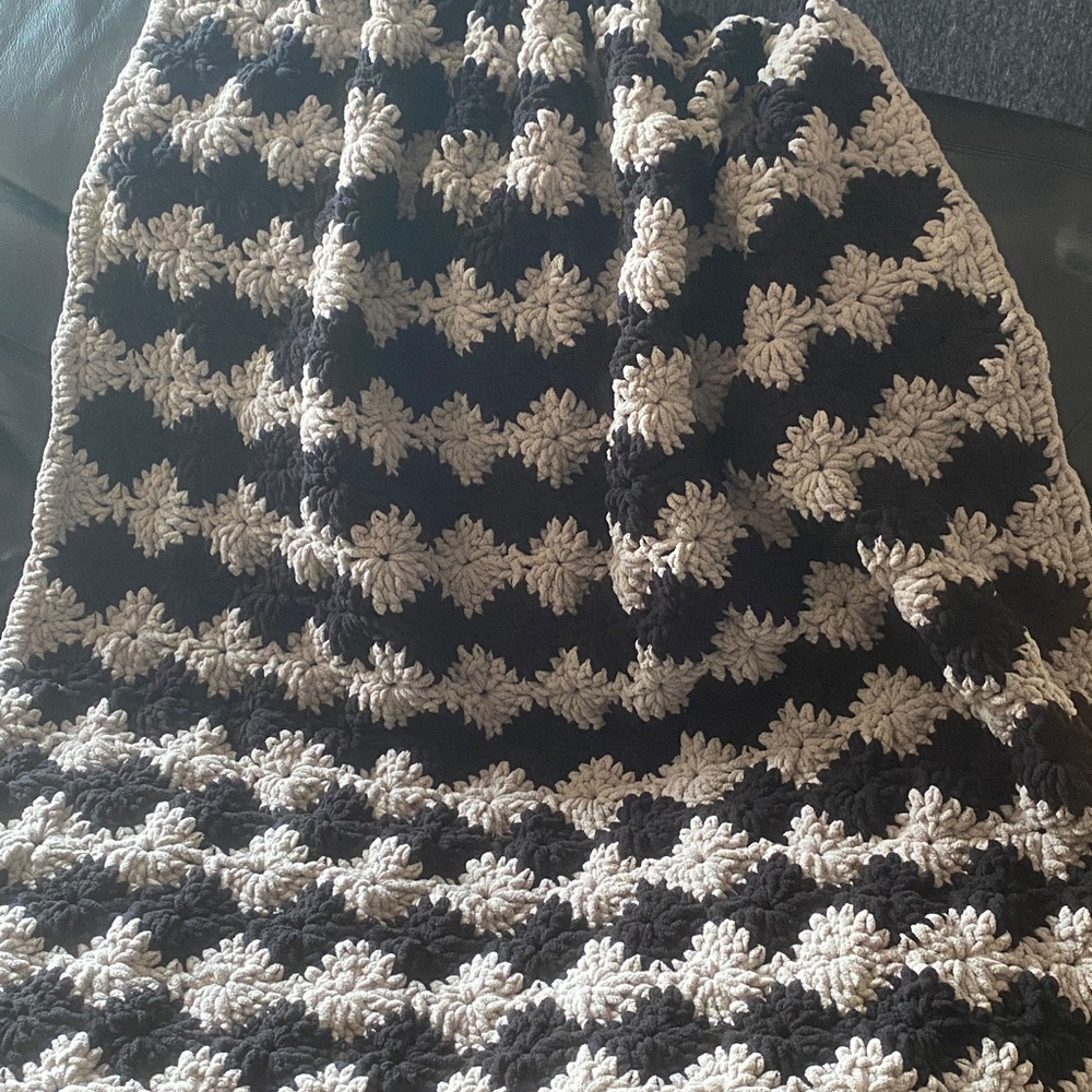 Handmade Chunky Fuzzy Crochet Blanket/knit throw/lap Afghan/hand knitted throw